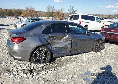 2019 Mercedes-Benz A 220 z USA, uszkodzony, nr VIN WDD3G4EB1KW002369